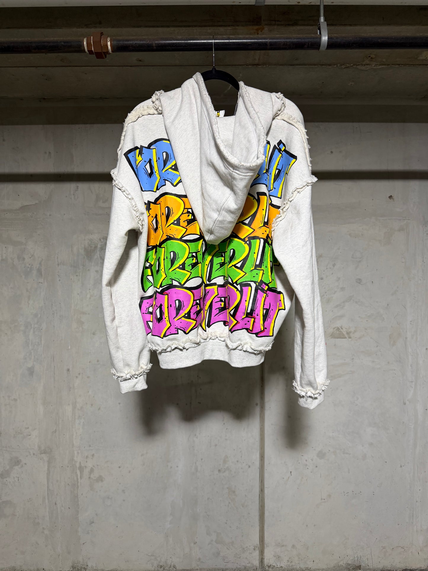 GRAFFITI ZIP UP